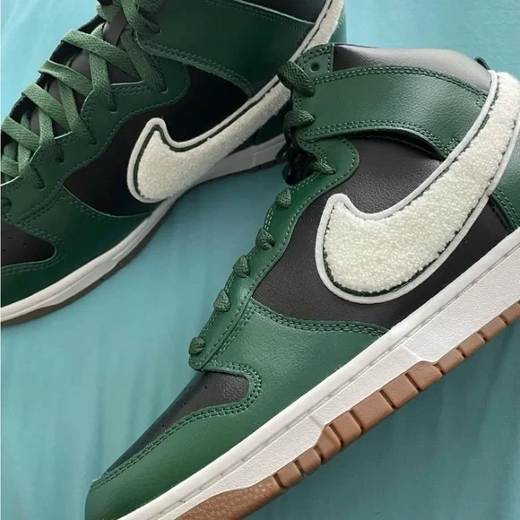 Nike Dunk High Retro Chenille Swoosh University Gorge Green - Picture 3 of 4